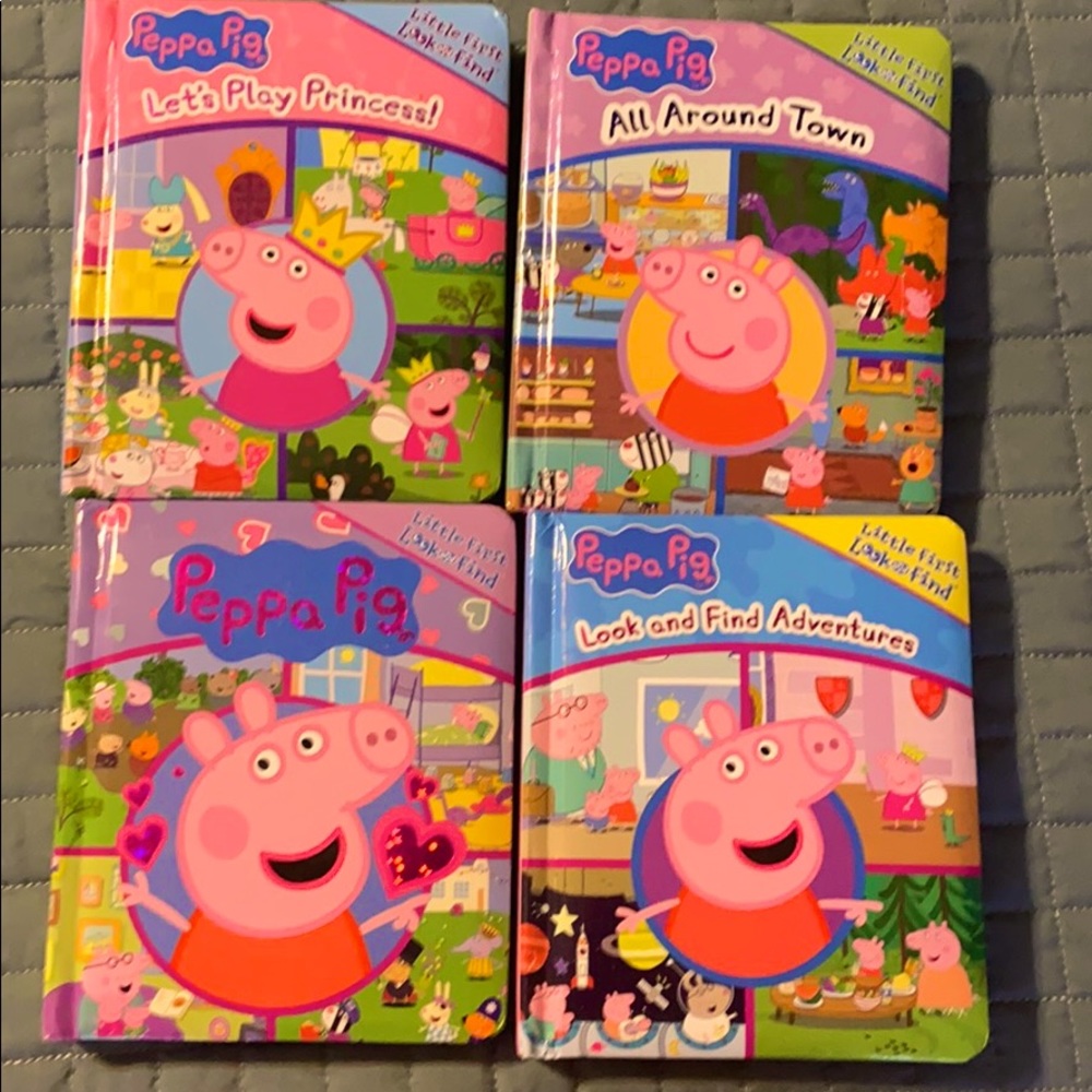 Set of (4) Peppa Pig Look & Find Books